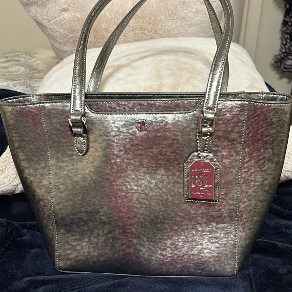 Lauren Ralph Lauren shopper/purse/tote.  EUC beautiful bag.  photos  dimensions